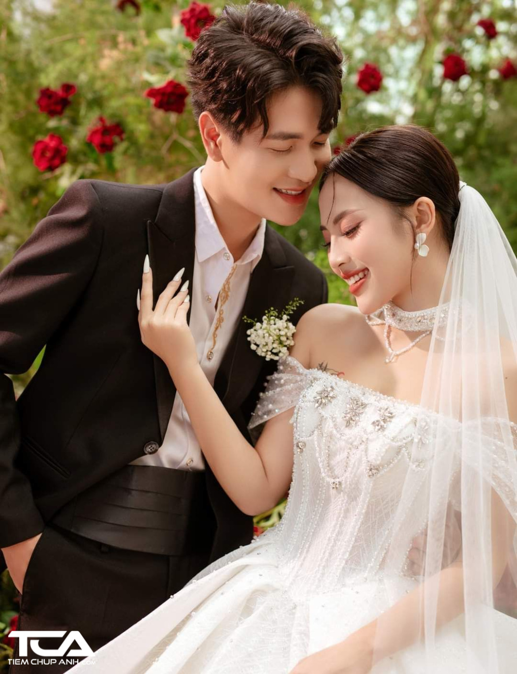 chụp ảnh cưới trong phim trường