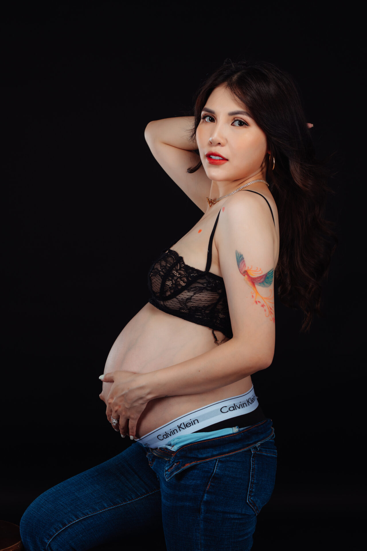 tạo dáng chụp ảnh bầu