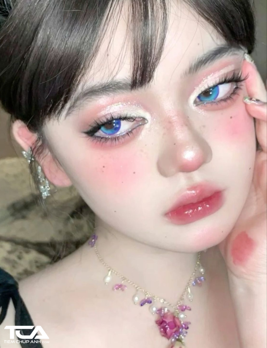 màu highlight trang điểm đẹp
