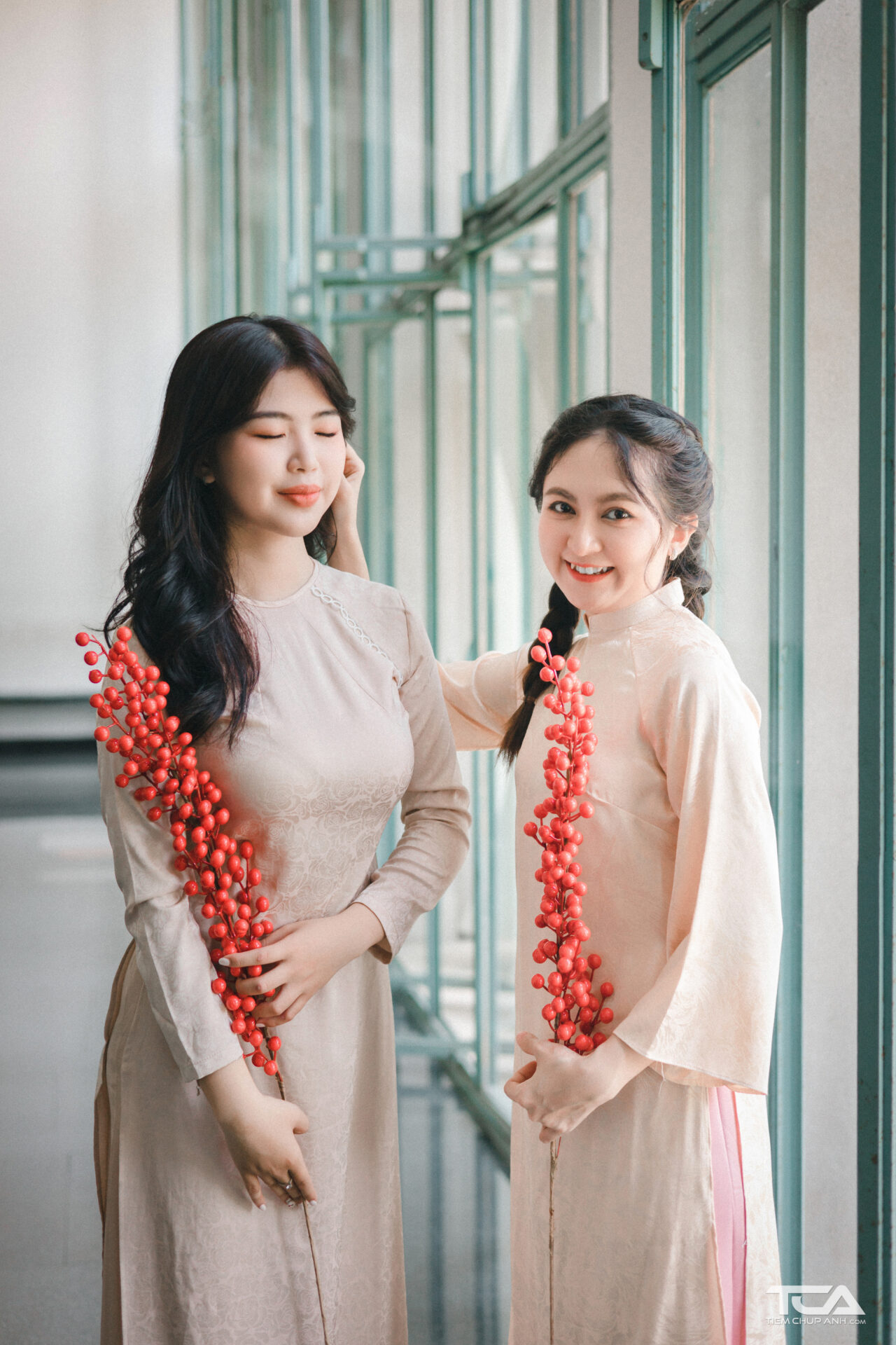 tạo kiểu chụp hình 2 người