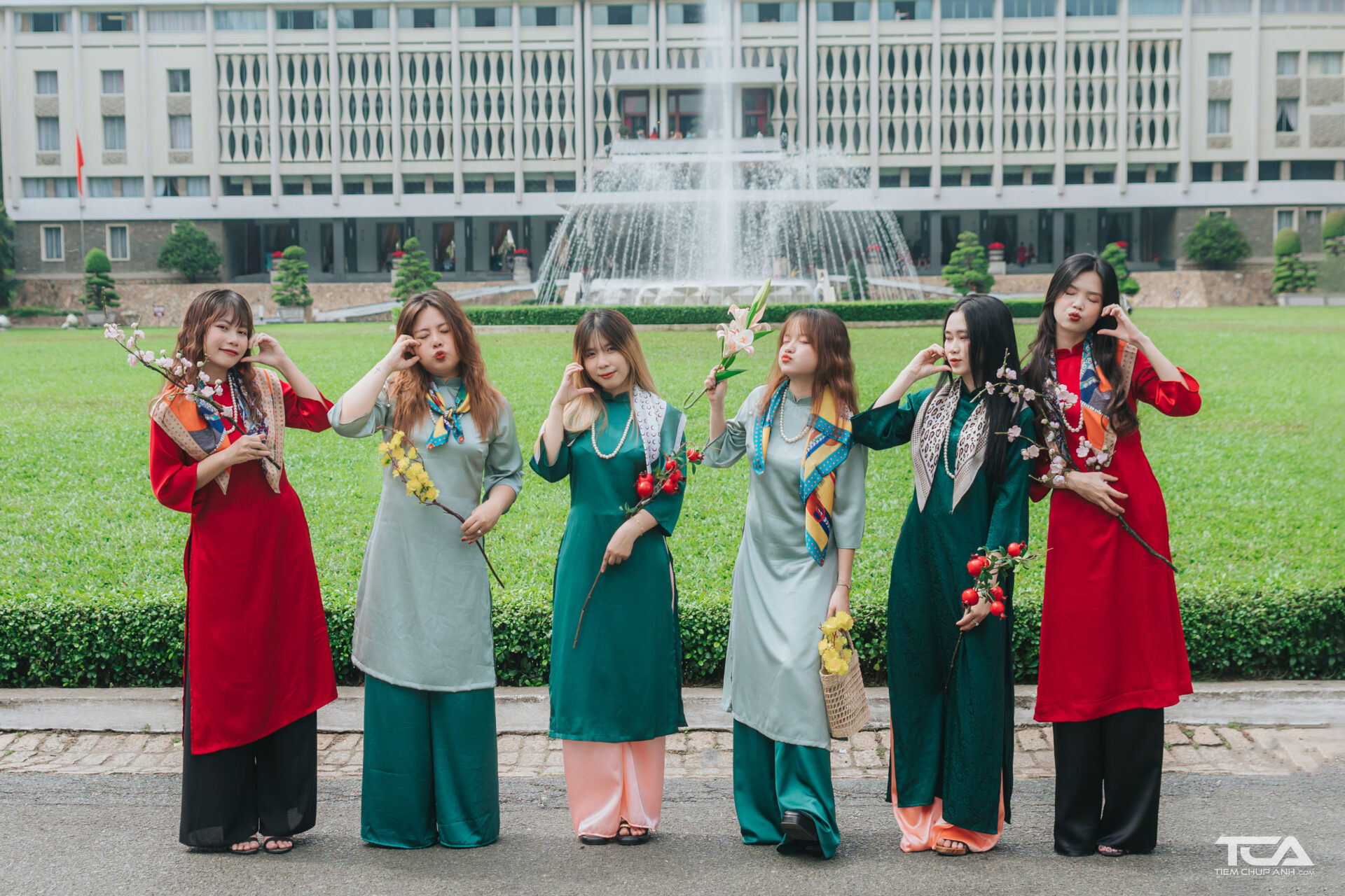 chụp ảnh tết sài gòn