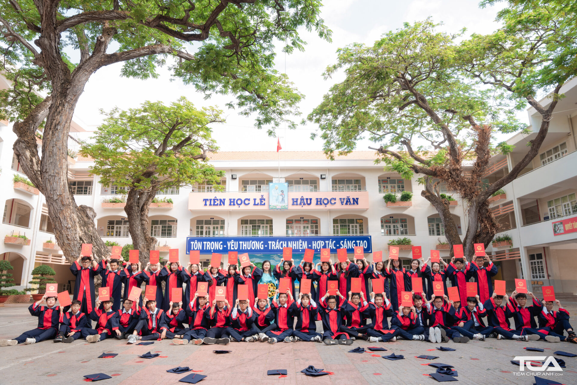 chụp ảnh kỷ yếu tphcm