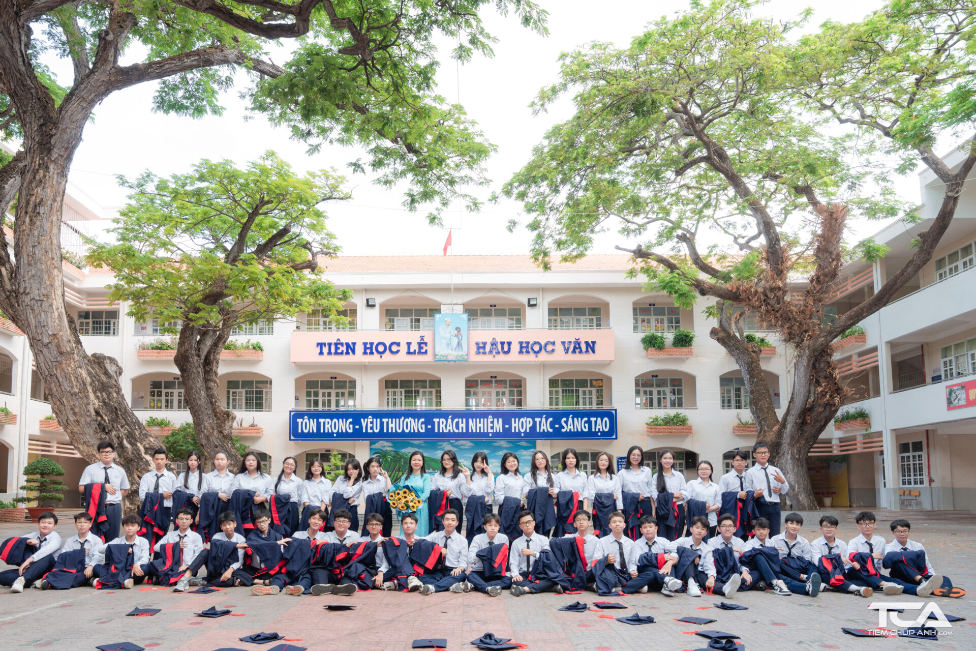ảnh kỷ yếu đại học