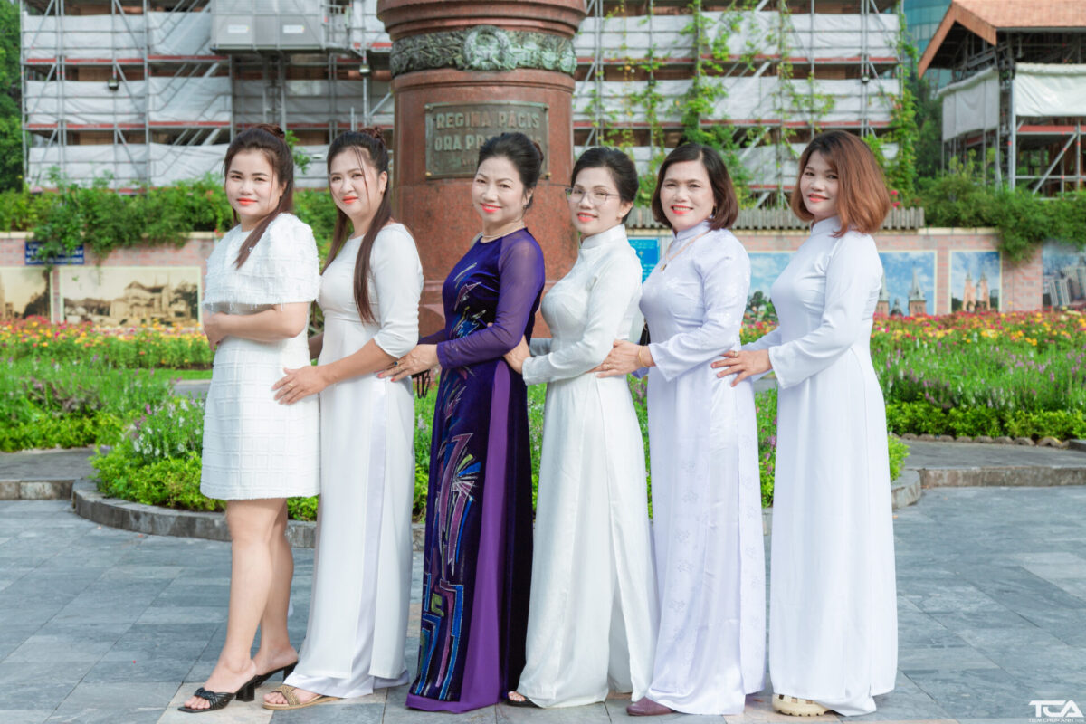 chụp ảnh đi du lịch tham quan ở tphcm