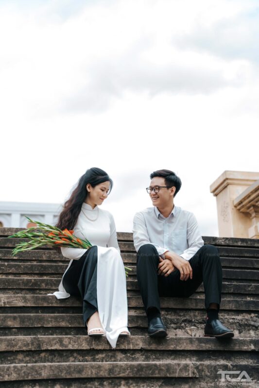 các mẫu tạo dáng chụp ảnh với người yêu