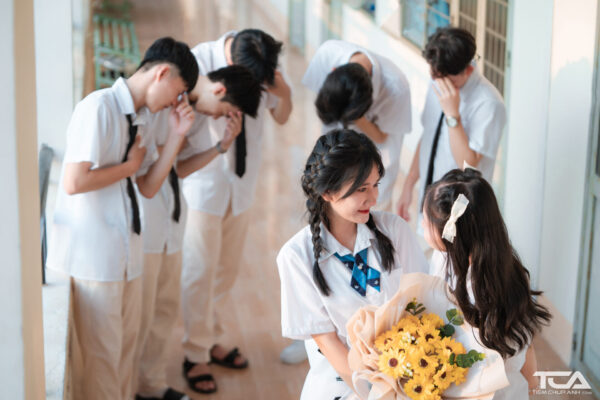 các mẫu cách trang trí bảng lớp chụp kỷ yếu