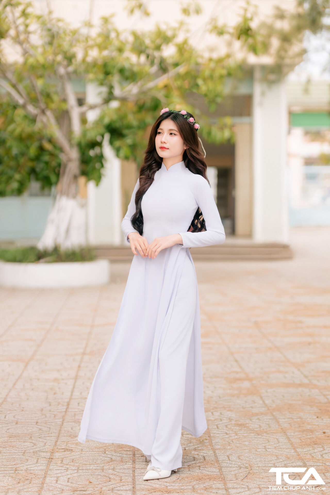 vòng hoa đội đầu chụp kỷ yếu