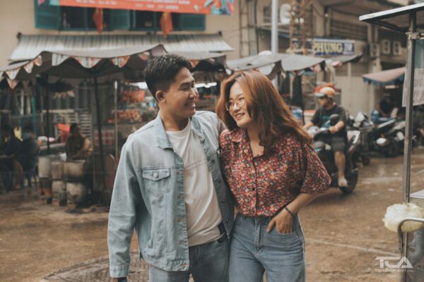 tạo dáng cặp đôi đẹp