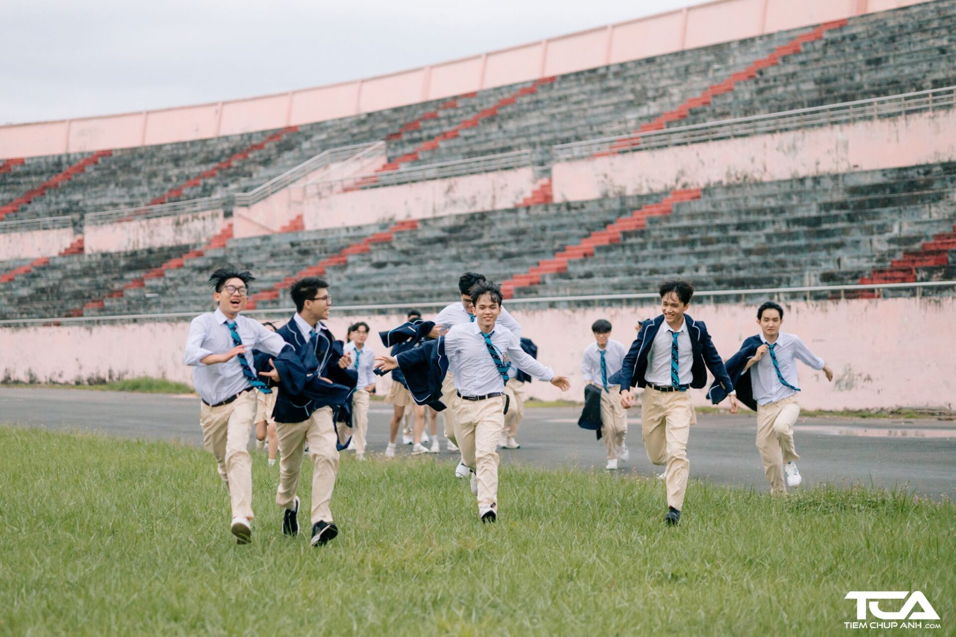 địa điểm Chụp ảnh kỷ yếu ở Phú Tân