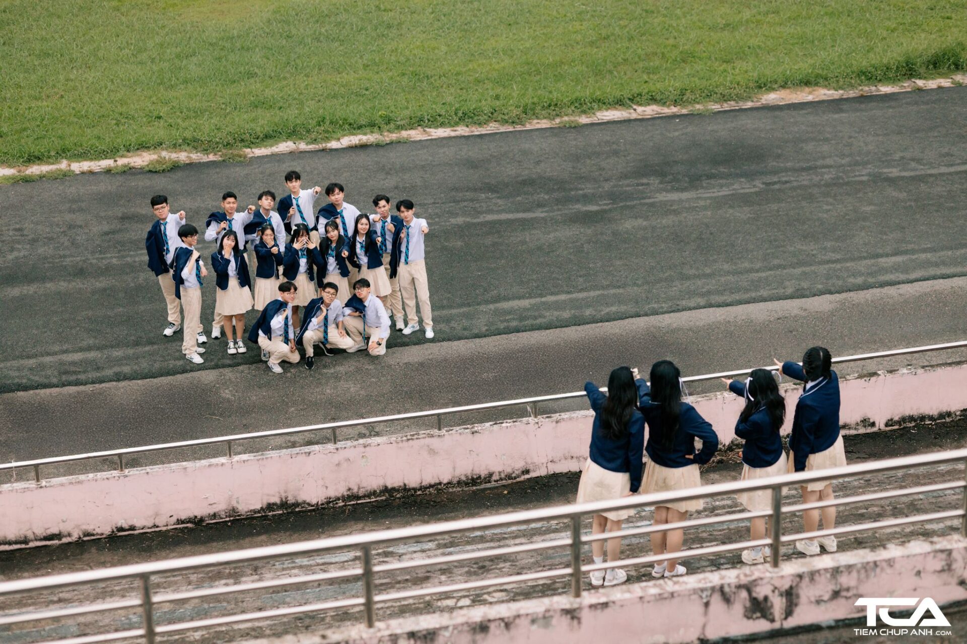 chụp ảnh kỷ yếu Cà mau