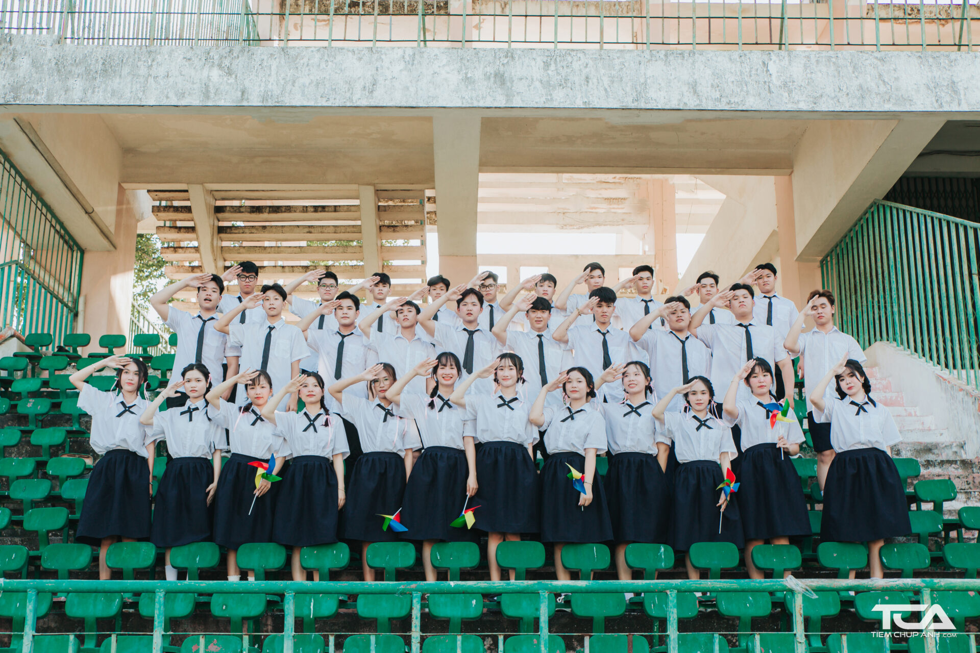 chụp hình kỷ yếu ở Lâm Đồng